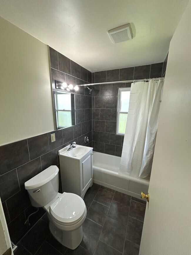 Foto del edificio - 2 Bedroom Single Family Home