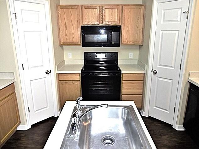 Building Photo - 45 Ulaturn Trl