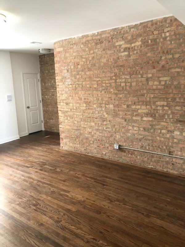 Building Photo - 8212 S Langley Ave