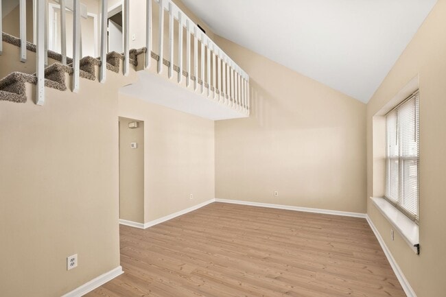 Foto del edificio - 163 Spruance Rd