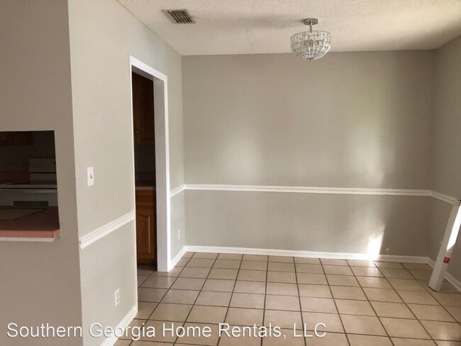 Building Photo - 3 br, 2 bath House - 465 Pebblebrook Drive