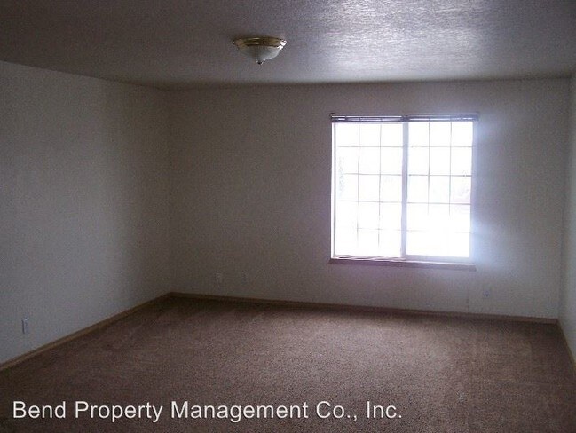 Foto del edificio - 438 NW 17th St
