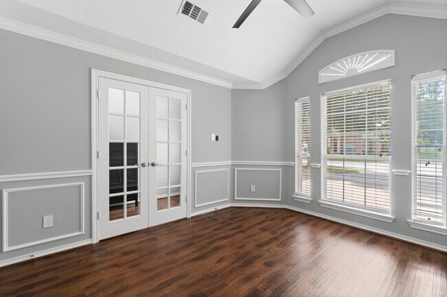 Building Photo - 3007 Rustic Gardens Dr