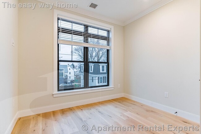 Photo - 157 Everett St Apartment