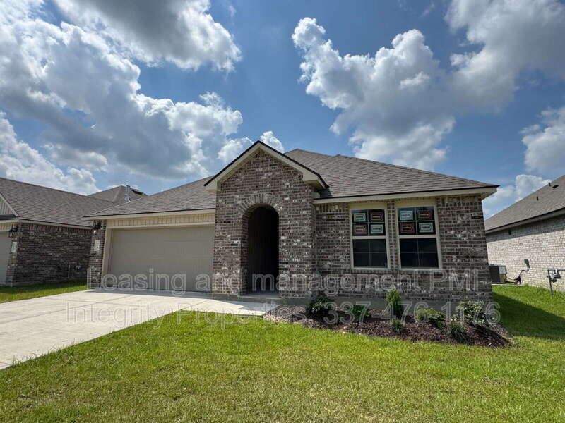 Primary Photo - 226 Oak Heights