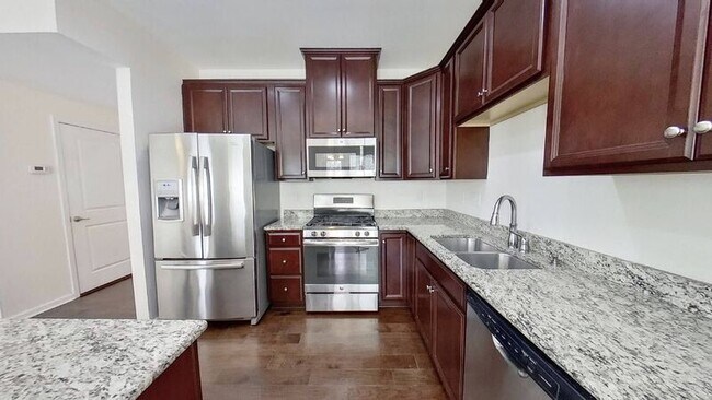 Building Photo - 7495 Red Mulberry Way