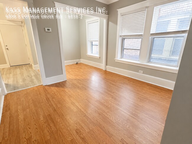 Foto del edificio - 4856 S Cottage Grove Ave