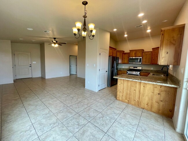 Building Photo - 3 bed 2 car garage home