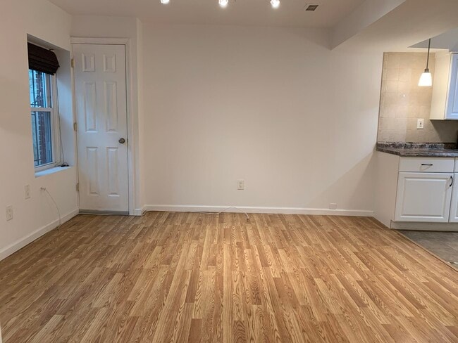 Foto del edificio - 2-24 Grand St