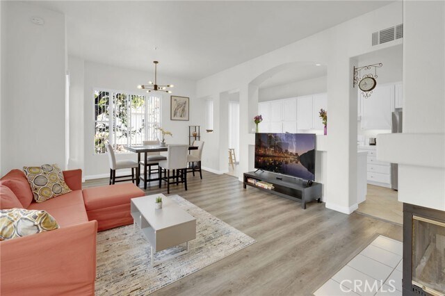 Building Photo - 2850 Ballesteros Ln