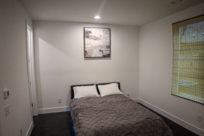 Foto del edificio - 241 Maynard Terrace SE