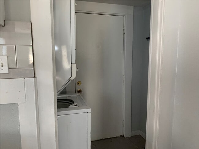 Foto del edificio - 2316 38th St