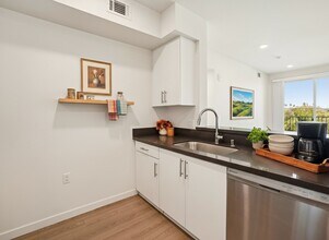Building Photo - 3518 Chesapeake Ave., Los Angeles, CA 90016