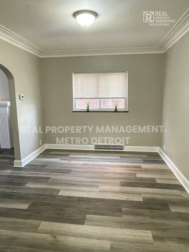 Foto del edificio - 16210 Ferguson St