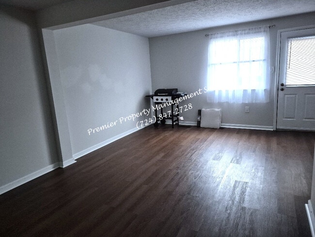 Photo - 7809 Lafayette Square House