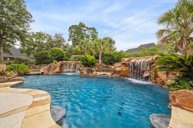 Building Photo - 7811 Bent Green Ln