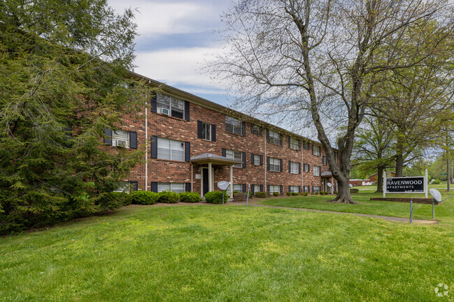 Building Photo - The Ravenwood Apartments