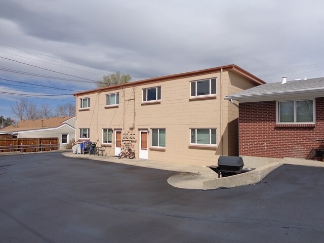 Building Photo - 253-261 S Lamar St