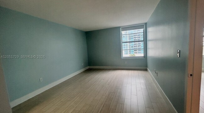 Foto del edificio - 2899 Collins Ave