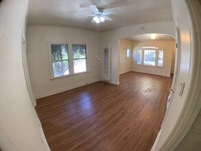 Building Photo - 4109 La Salle Ave