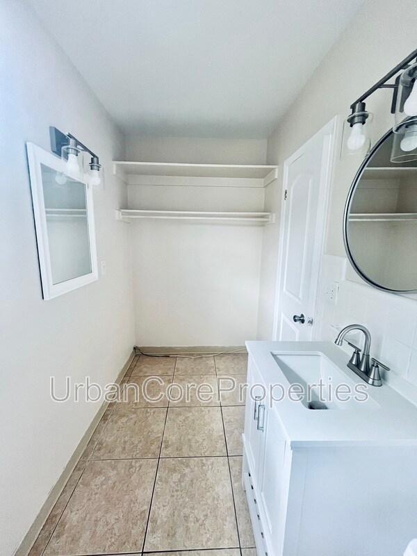 Foto del edificio - 105 7th Ave N