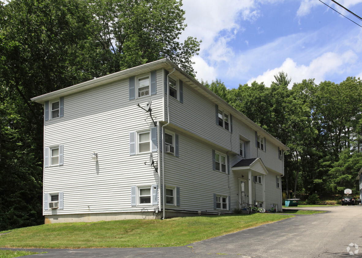 9197 School St, Northbridge, MA 01534 Apartments in Northbridge, MA