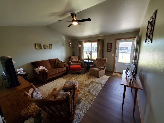 Building Photo - 1223 Trailside Terrace