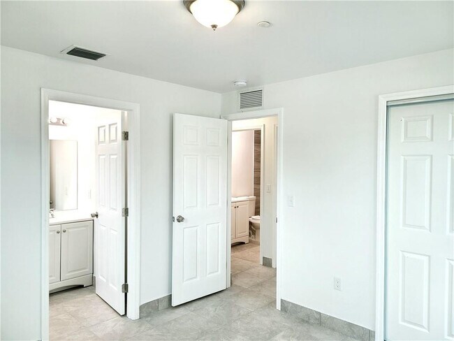 Foto del edificio - 2330 Taft St