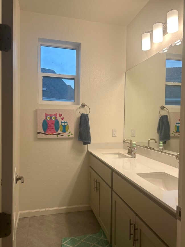 Building Photo - 3215 Delta Coves Dr