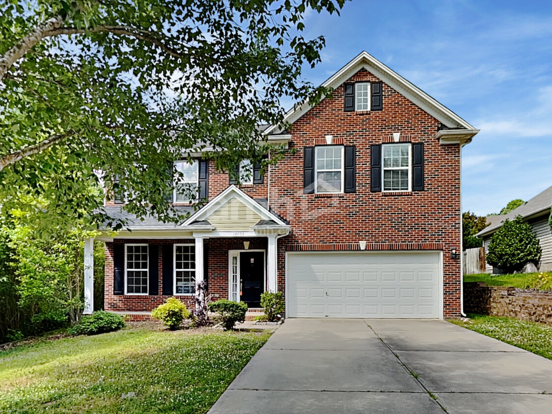 Foto principal - 14704 Hawick Manor Ln