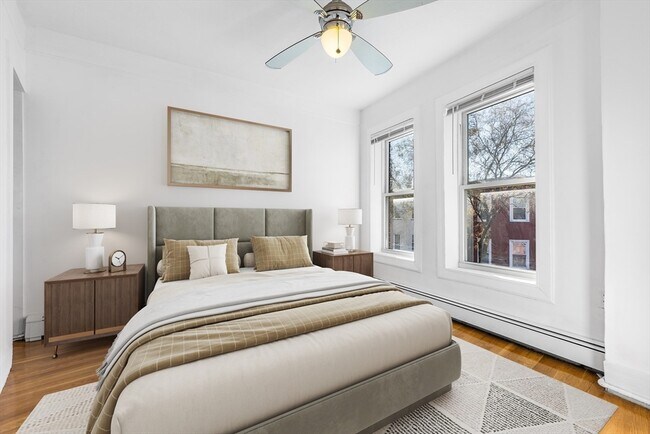 Foto del edificio - 86 Savin Hill Ave