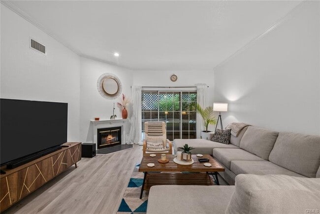 Building Photo - 435 East Valencia Avenue, Burbank, CA 9150...