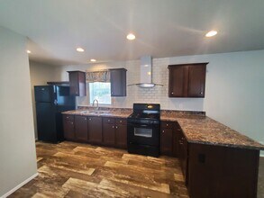 Building Photo - 7 Eagle Vista Ln