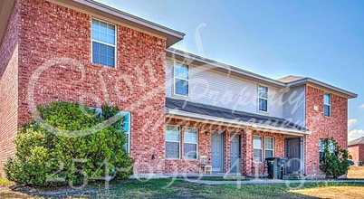 Building Photo - 2104 Tahoe Ct