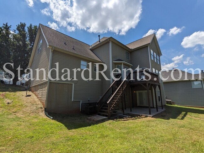 Building Photo - 7964 Clearview Cir