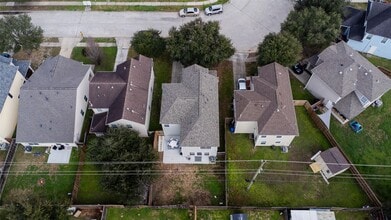 Building Photo - 21011 Emery Mills Ln