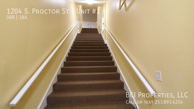 Building Photo - 1204 S Proctor St