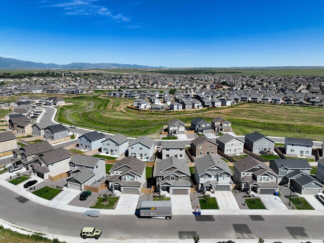 Building Photo - 10427 Horton Dr