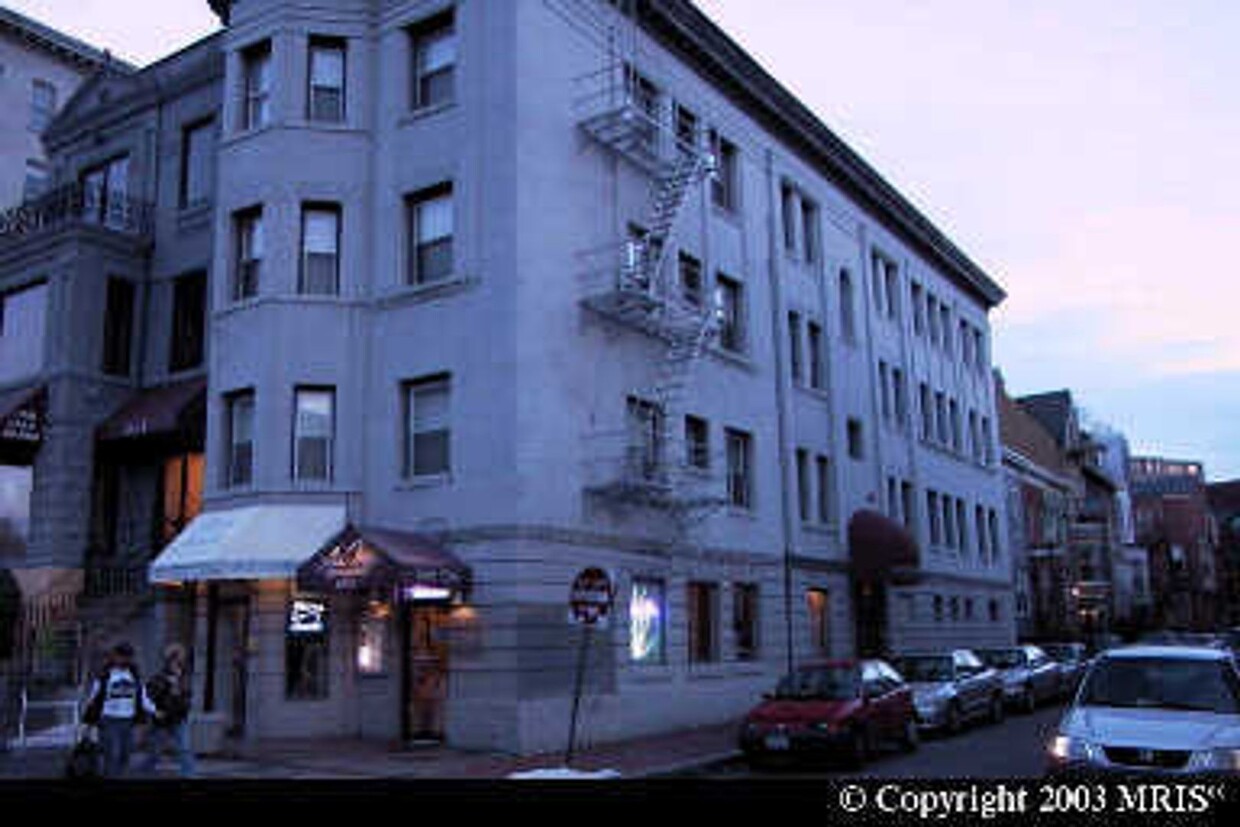 Primary Photo - Heart of Dupont Circle Beautiful 2 Bedroom...