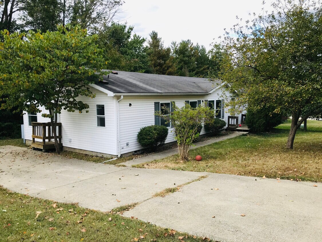 Primary Photo - 4230 S Orchard Ln