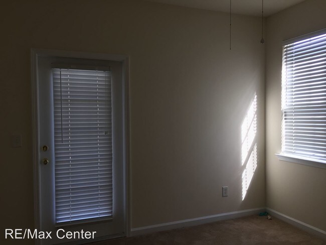 Building Photo - 3246 Mill Springs Cir