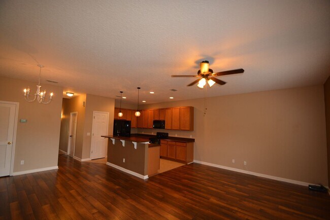 Building Photo - 2570 REVOLUTION STREET, UNIT 101