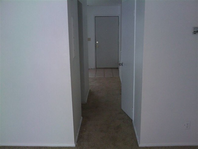 Foto del edificio - 3623 Kenbrooke Ct