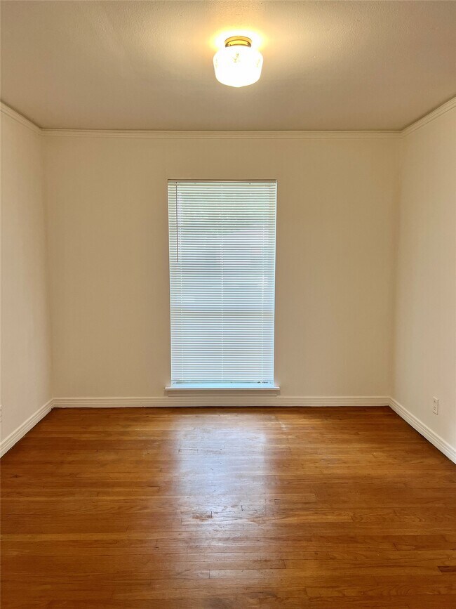 Building Photo - 4057 Woodfox St