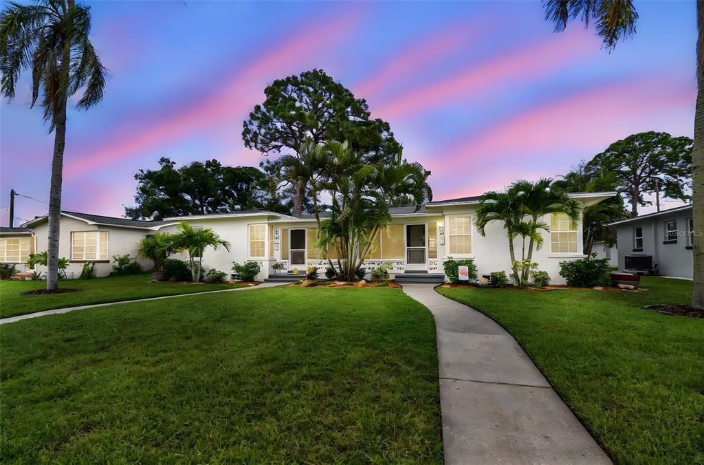 Foto principal - 275 Mateo Way NE