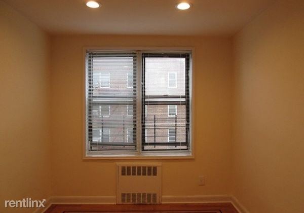 Building Photo - 6474 Saunders St
