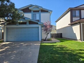 Building Photo - 5914 W 92nd Dr