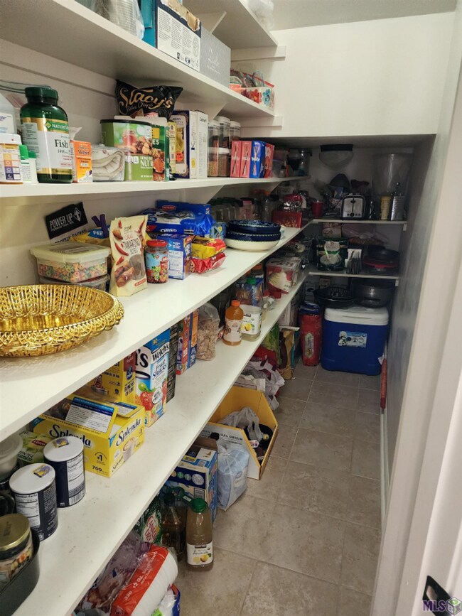 Foto del edificio - 16529 Gallion Dr