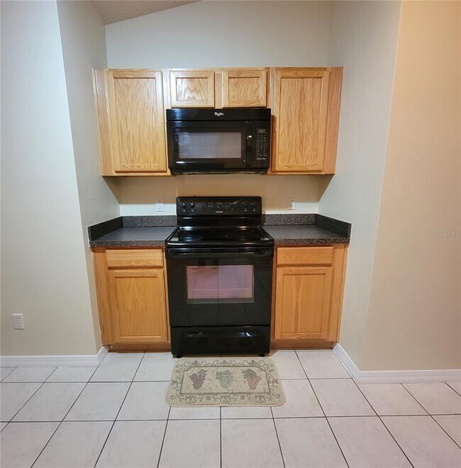 Building Photo - 175 Ridgebrook Ct