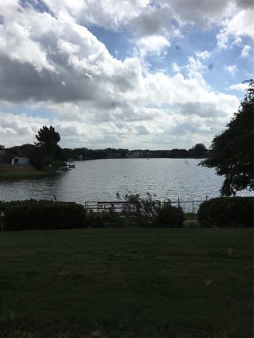 Primary Photo - 1507 Lakeshore Dr